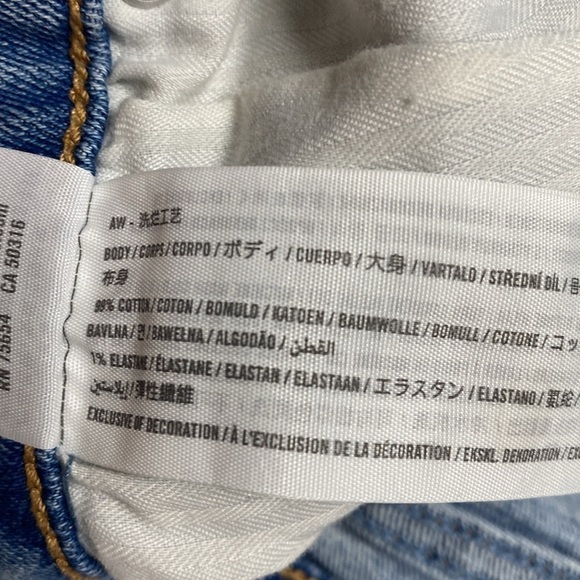 Abercrombie & Fitch ankle straight ultra high rise shredded jeans size 27 or 4 - Picture 8 of 10